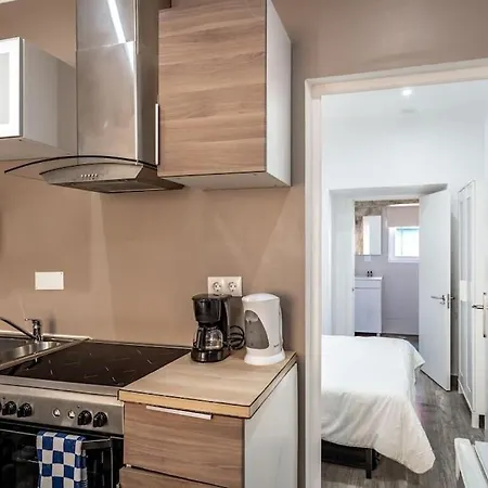 In Graca On Ground Floor Apartment Lisbon